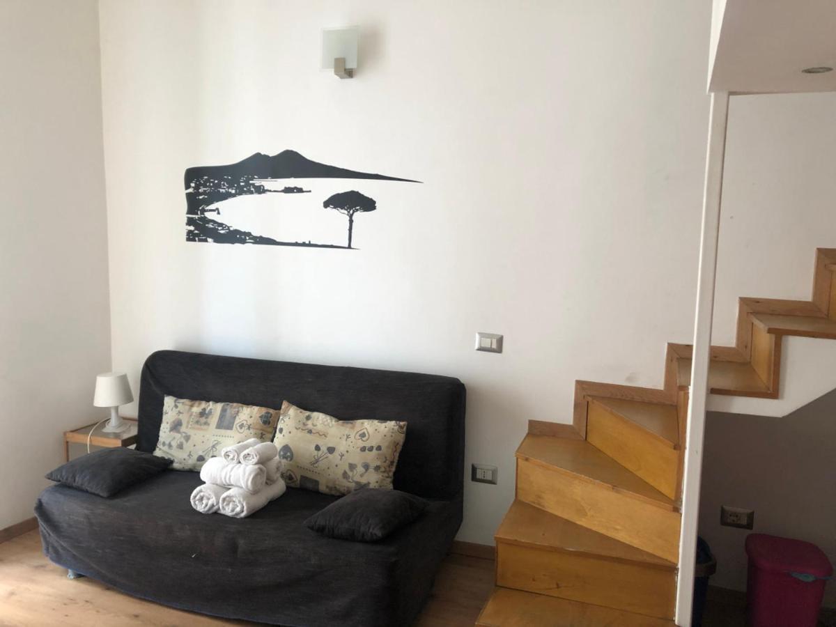 Ale & Tizy House Bed & Breakfast Наполи Екстериор снимка