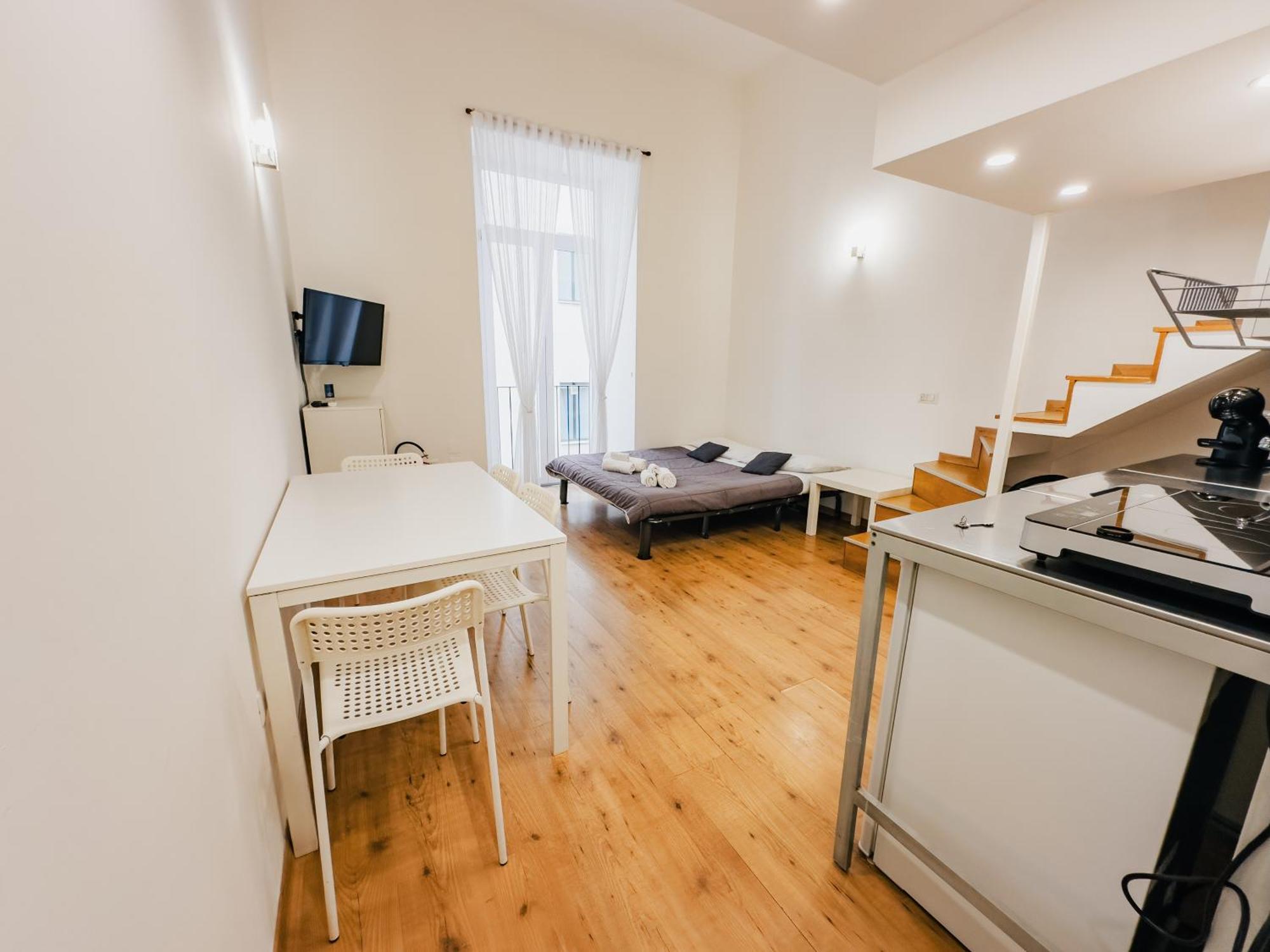 Ale & Tizy House Bed & Breakfast Наполи Екстериор снимка