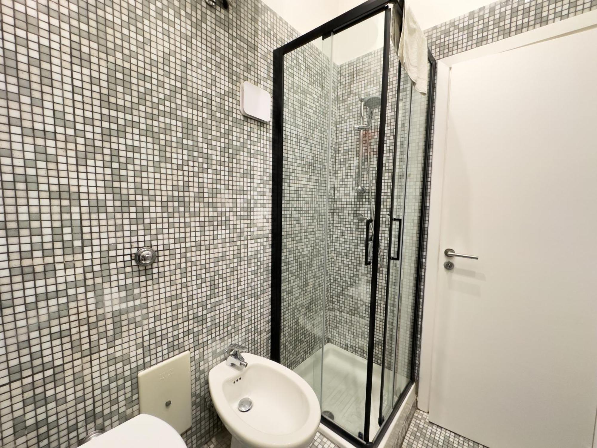 Ale & Tizy House Bed & Breakfast Наполи Екстериор снимка